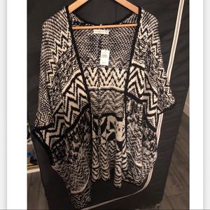 Abercrombie & Fitch short sleeve sweater cardigan